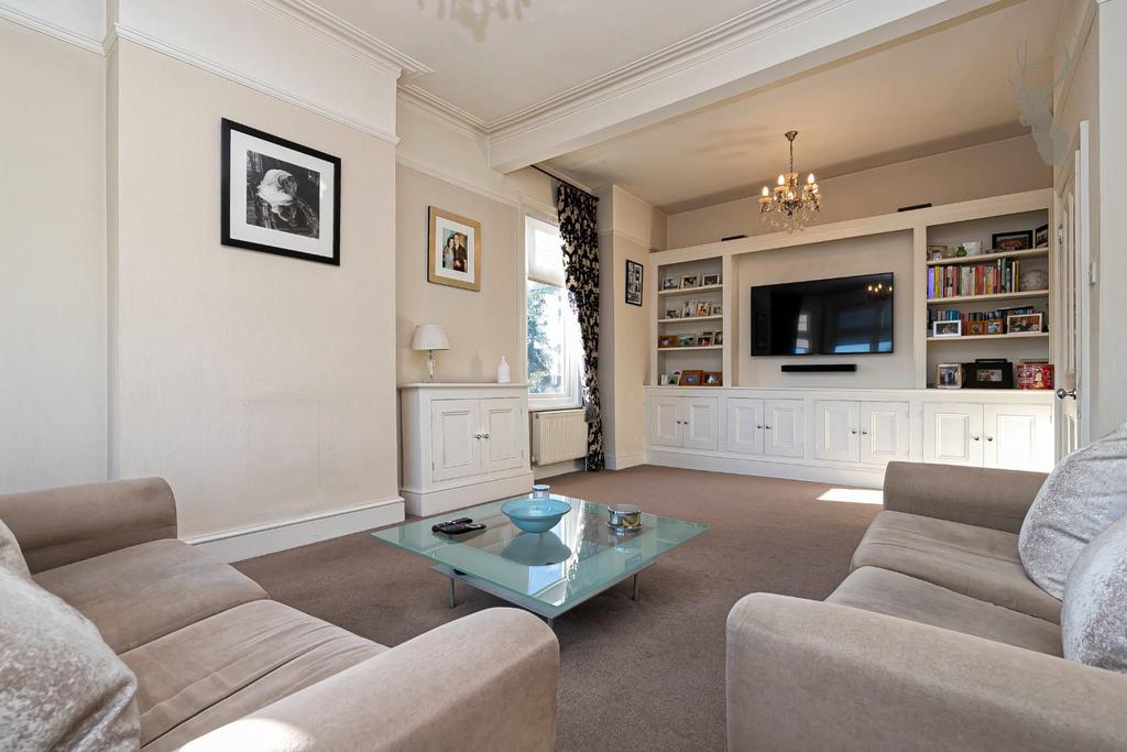 Eglington Road, London 4 bed duplex £650,000