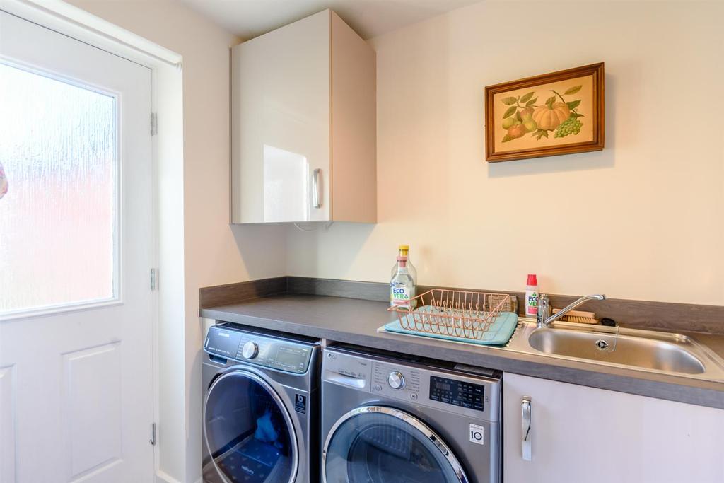 8490154-Interior11.jpg