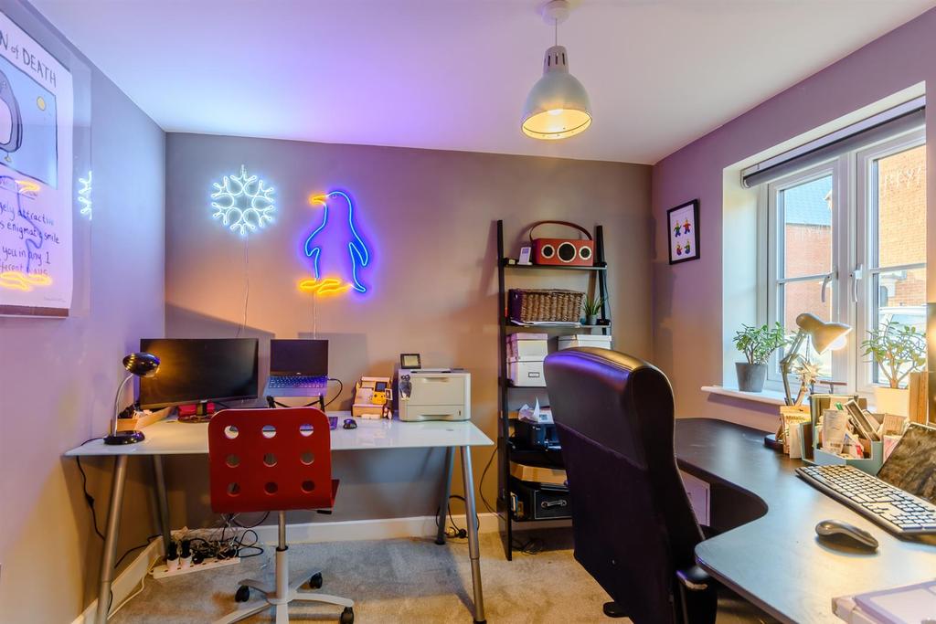 8490154-Interior01.jpg