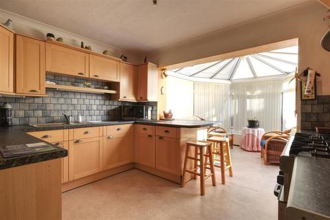 3 Piltdown Close, Bexhill-on-sea, TN39 3XA