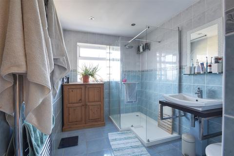 3 Piltdown Close, Bexhill-on-sea, TN39 3XA
