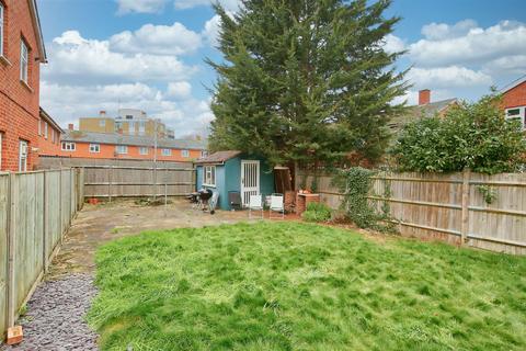 141 Strathdon Drive, London, SW17 0PS