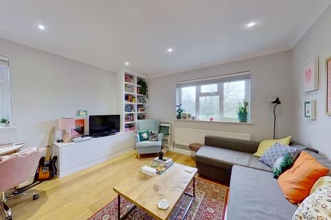 141 Strathdon Drive, London, SW17 0PS
