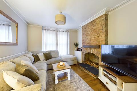 30 Rosebery Avenue, Gloucester, GL1 5EJ