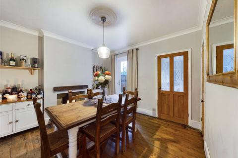 30 Rosebery Avenue, Gloucester, GL1 5EJ