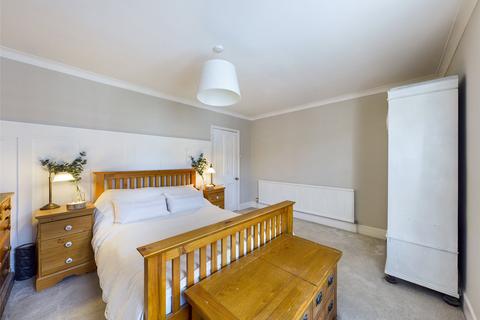30 Rosebery Avenue, Gloucester, GL1 5EJ