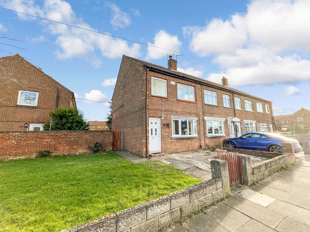 Fieldway, Jarrow, Tyne and Wear, NE32... 3 bed terraced house £80,000