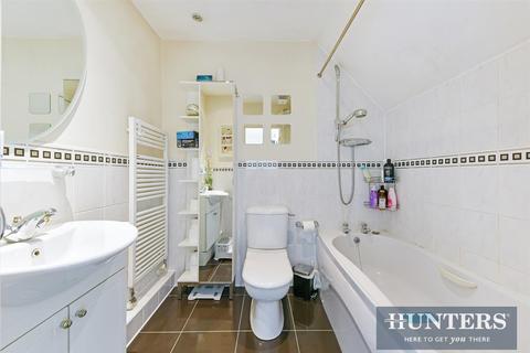 60 Lower Green Gardens, Worcester Park, KT4 7NX