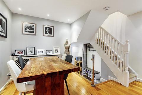 7 Beech Road, Weybridge, KT13 9QF
