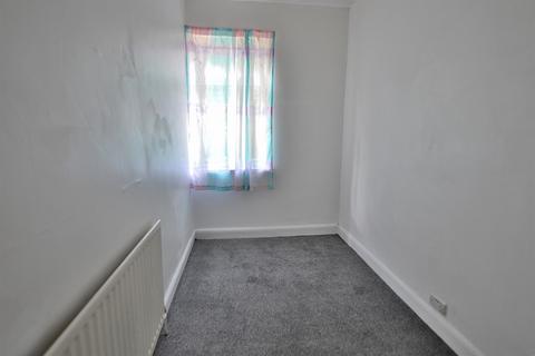 3 bedroom terraced house to rent, Kimberley Street, Wolverhampton