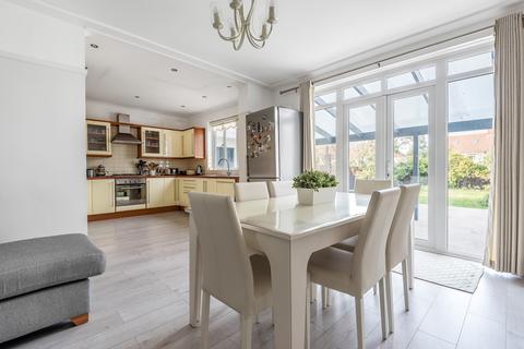449 Westhorne Avenue, London, SE9 5LR