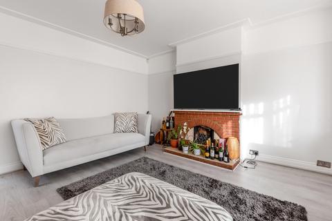 449 Westhorne Avenue, London, SE9 5LR