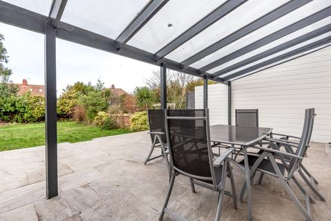 449 Westhorne Avenue, London, SE9 5LR