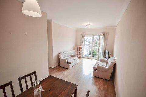 2 bedroom flat to rent, Cadnam Lodge, Docklands, London