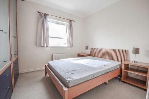 2 bedroom flat to rent, Cadnam Lodge, Docklands, London