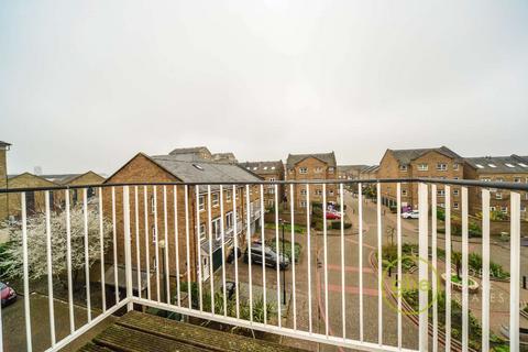 2 bedroom flat to rent, Cadnam Lodge, Docklands, London