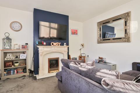 13 21st Avenue, Hull, HU6 8DJ