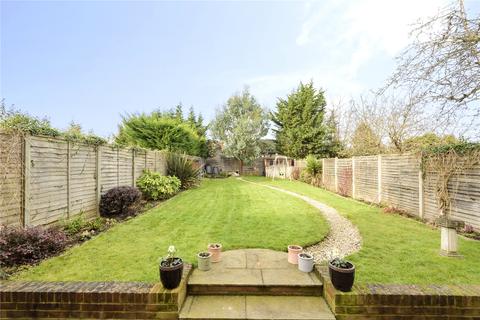 19 Denham Green Close, Denham, Uxbridge, UB9 5NA