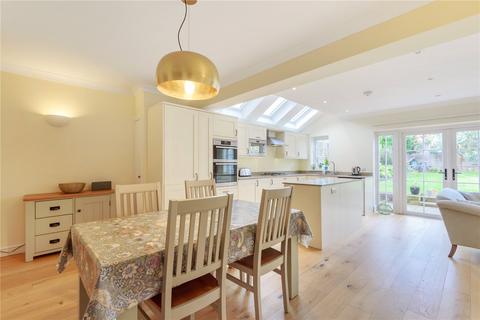 19 Denham Green Close, Denham, Uxbridge, UB9 5NA
