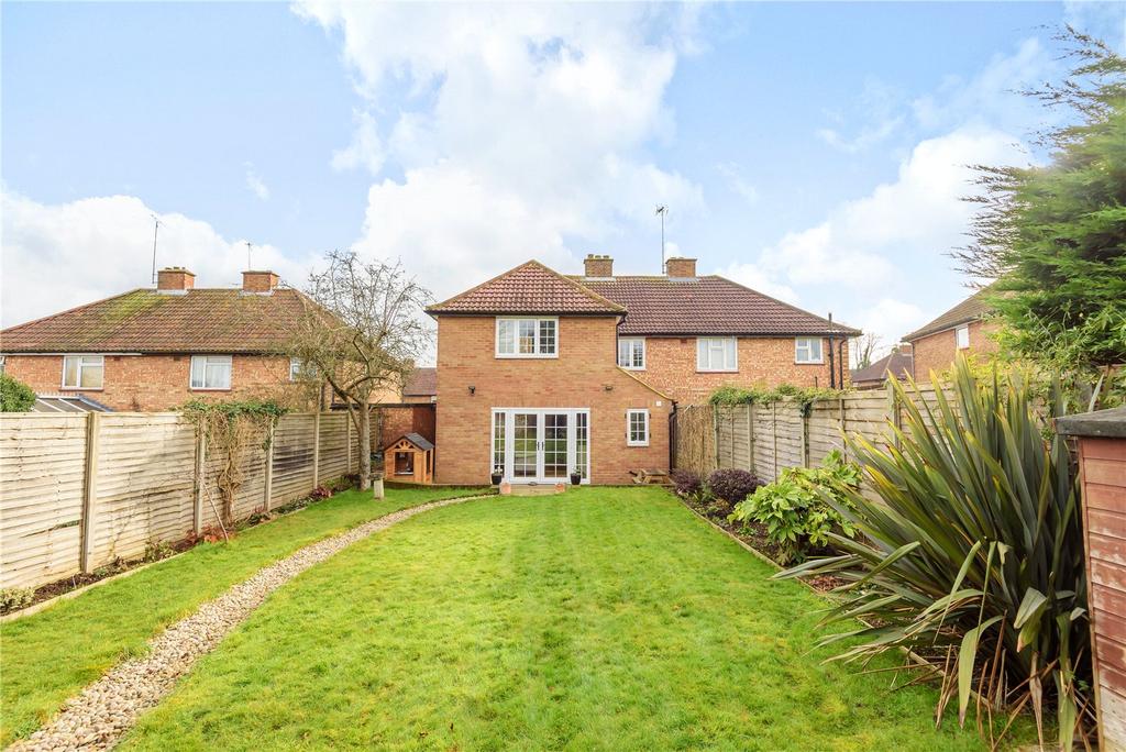 Garden To House