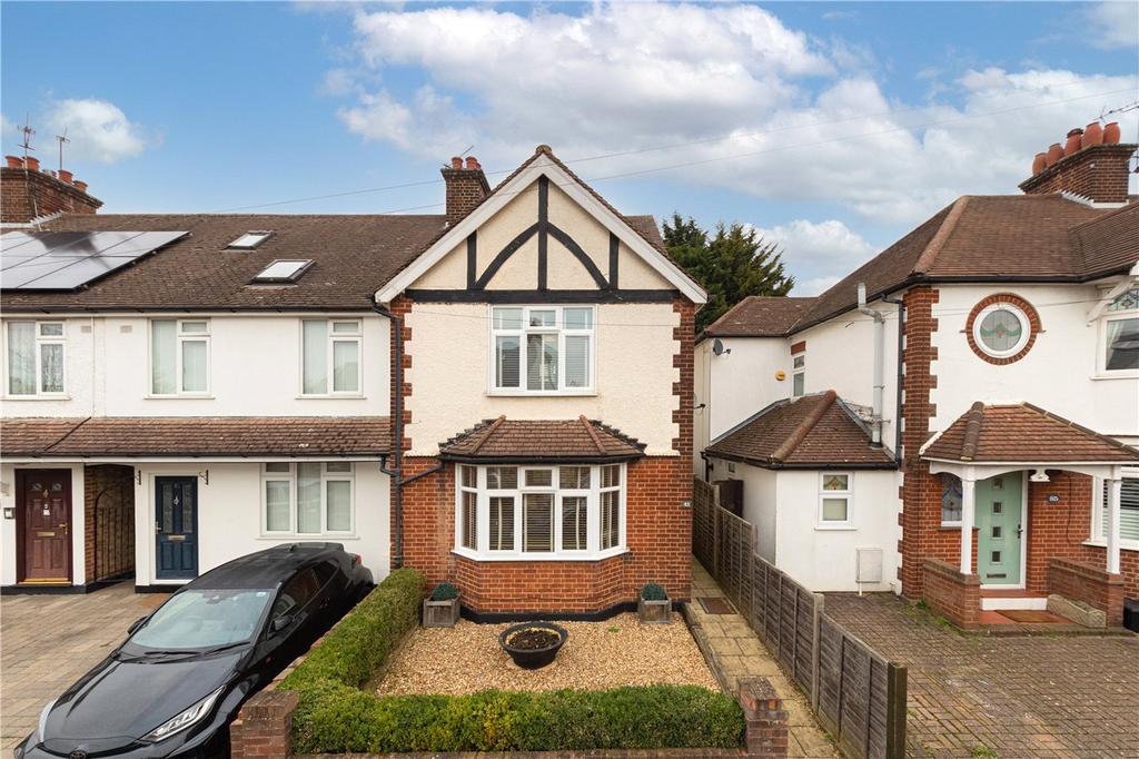 Cambridge Road, St. Albans 4 bed end of terrace house £685,000