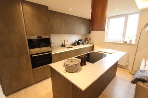 301, Athenaeum Apartments Argent Street, Grays, RM17 6FY