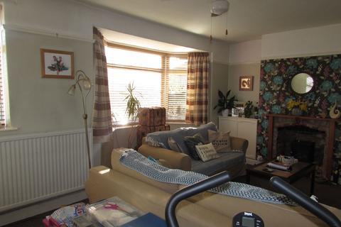 8 Crossgate Avenue, Manchester, M22 8AW