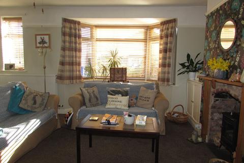 8 Crossgate Avenue, Manchester, M22 8AW