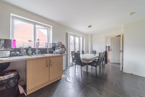 22 Pollitt Close, Sheffield, S9 3DF