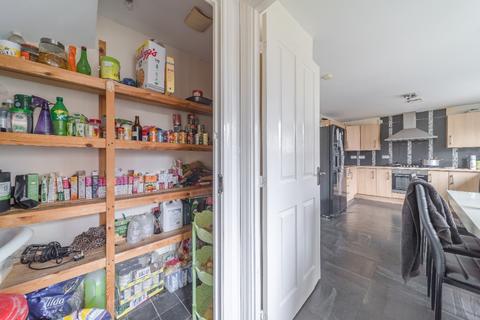 22 Pollitt Close, Sheffield, S9 3DF