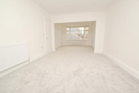 18 Fenton Road, Southbourne, Bournemouth, BH6 5EY