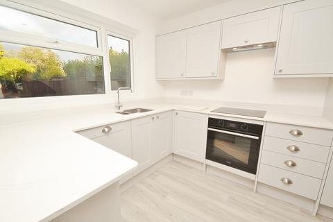 18 Fenton Road, Southbourne, Bournemouth, BH6 5EY