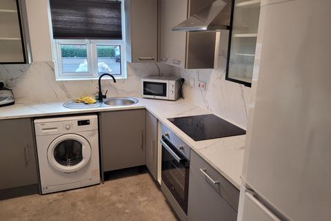 2 bedroom flat to rent, Canavan Park, Falkirk, FK2