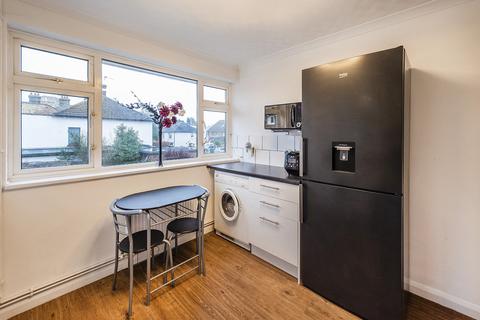 3 Mayfield, Bexleyheath, DA7 4DH