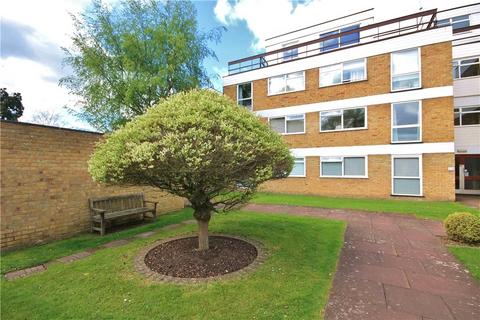 2 bedroom apartment to rent, Thames Side, Staines-upon-Thames, Spelthorne, TW18