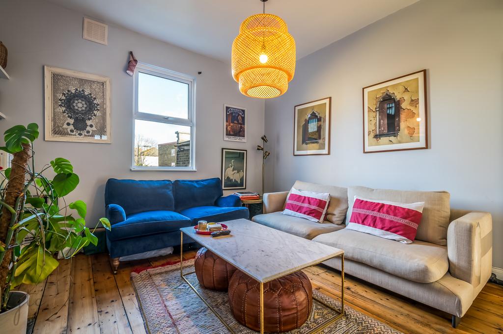 Carden Road, London, SE15 3 bed flat £545,000