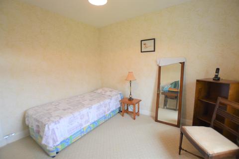 20 Golf Drive, Glasgow, G15 6TA