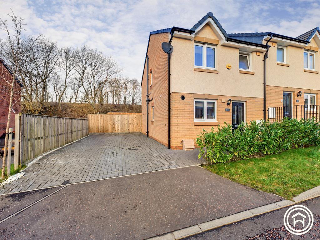 Mossbeath Crescent, Uddingston... 3 bed semidetached house £215,000