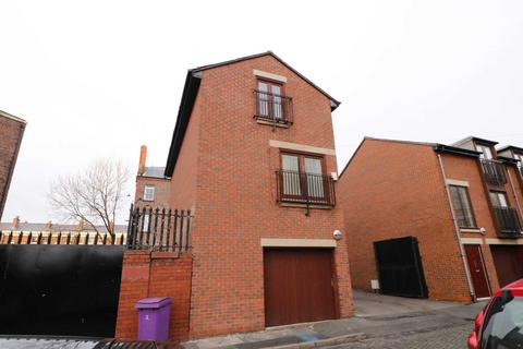 4 bedroom detached house to rent, Upper Hampton Street, Liverpool