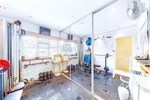 64 Park Drive, London, W3 8NA
