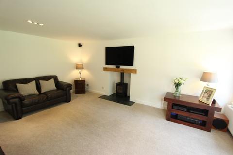29 Hyde Close, Chafford Hundred, Grays, RM16 6RR