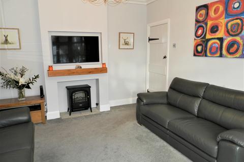 12 Spenser Crescent, Upminster, RM14 1AN