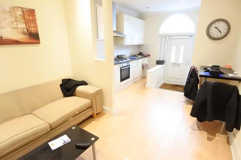 1 bedroom flat for sale, Lechmere Road, Willesden Green NW2
