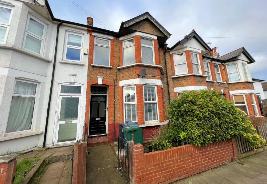 LONG LANE, FINCHLEY, N3 2 bed flat for sale £365,000