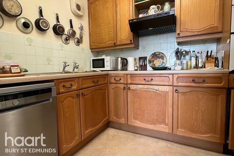 1 bedroom flat for sale - Cryspen Court, Bury St Edmunds