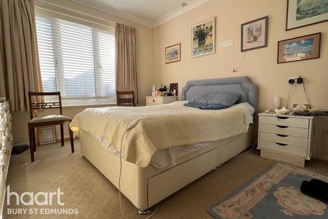 1 bedroom flat for sale - Cryspen Court, Bury St Edmunds