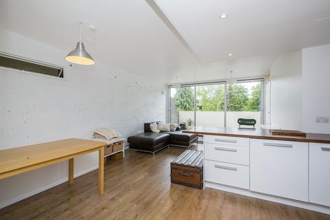 1 bedroom apartment to rent, Emmanuel House, South Croxted Road, London, SE21