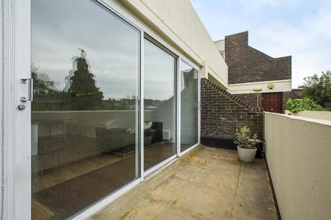 1 bedroom apartment to rent, Emmanuel House, South Croxted Road, London, SE21