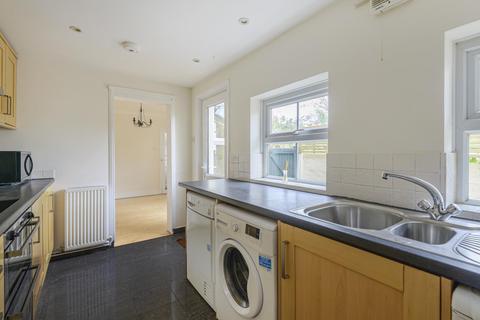 69 Ludlow Road, Guildford, GU2 7NW