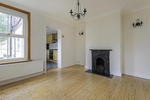 69 Ludlow Road, Guildford, GU2 7NW